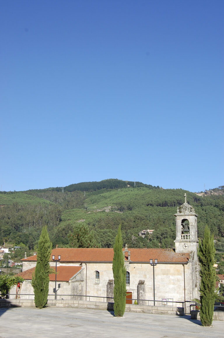 Igrexa de Santa Baia de Mos 3 768x1155