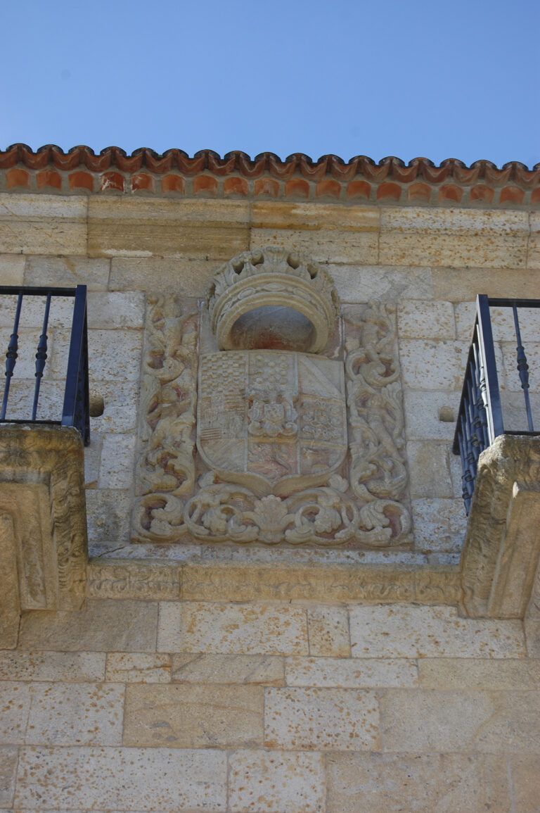 Conxunto Pazo de Mos Cruceiro A Rua 2 768x1155