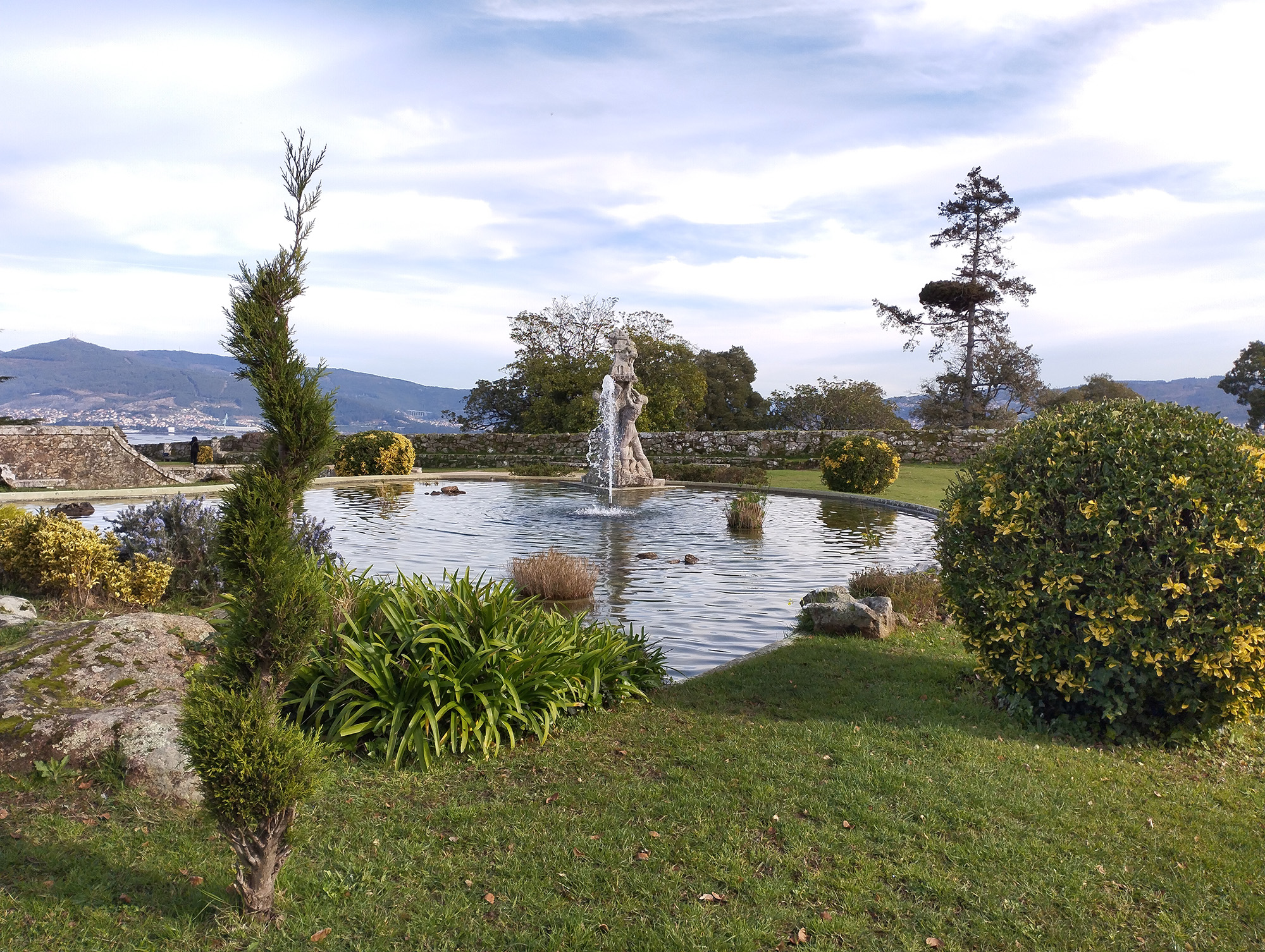 MAIV Vigo Castro Fortaleza Xardins 1