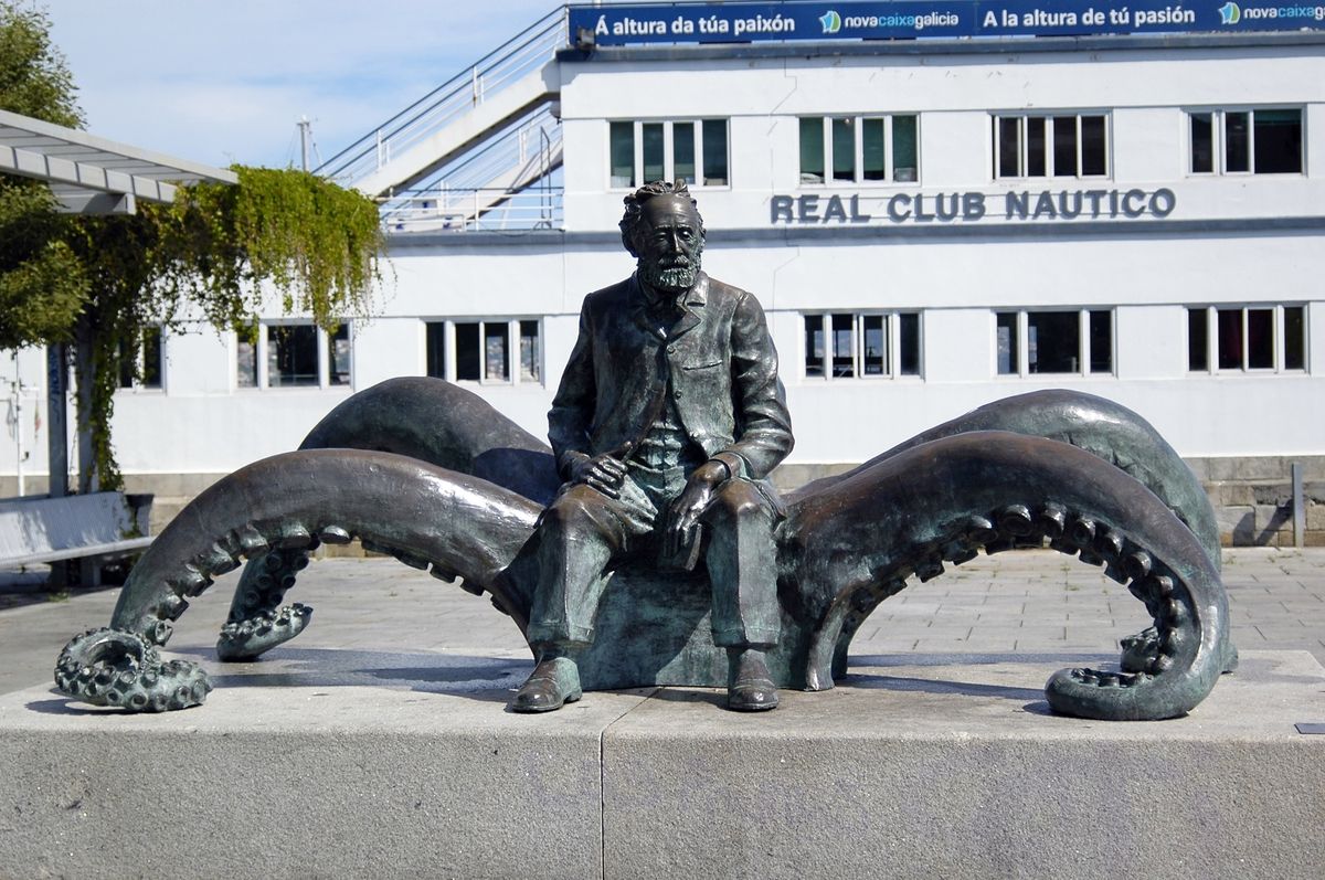 monumento julio verne